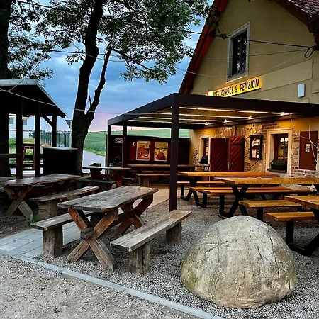 Vendégház Restaurace & U Tri Jasanu Znojmo