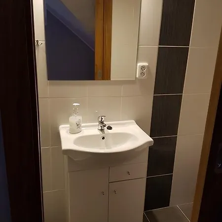 بيت ضيافة Restaurace & U Tri Jasanu