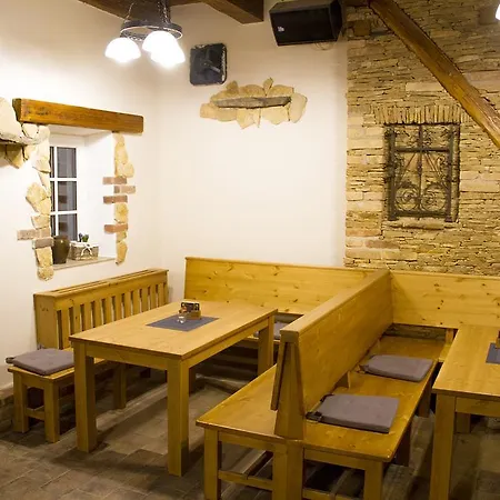 Restaurace & U Tri Jasanu