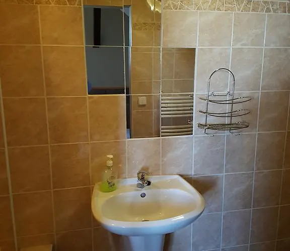 Restaurace & U Tri Jasanu Зноймо